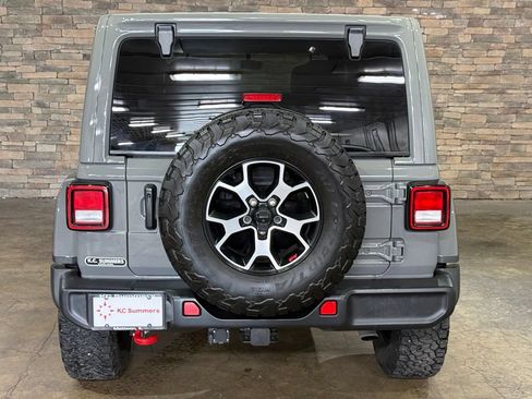 Used 2023 Jeep Wrangler Unlimited Rubicon w/ Cold Weather Group AWD/4WD image 7