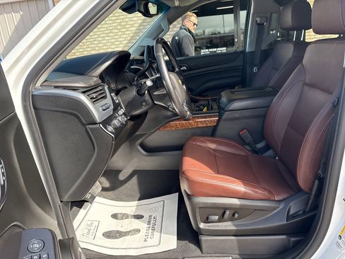 Used 2019 Chevrolet Tahoe Premier w/ Premier Plus Edition image 9