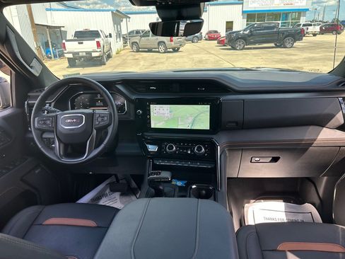 Used 2026 GMC Sierra 1500 AT4 w/ Technology Package AWD/4WD image 22