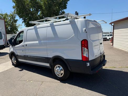 Used 2022 Ford Transit 250 Low Roof AWD image 4