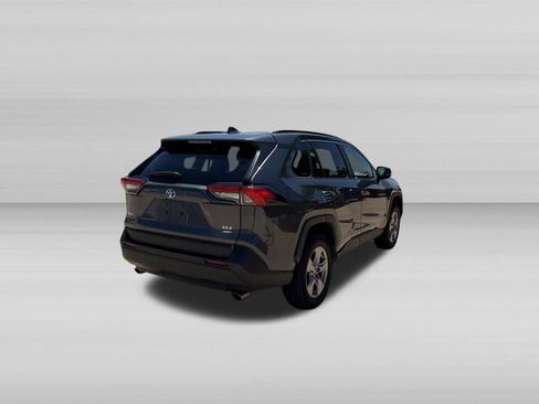 Used 2025 Toyota RAV4 XLE AWD/4WD image 6