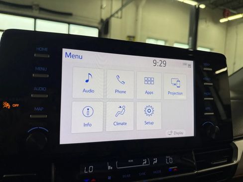 Used 2021 Toyota Sienna LE FWD image 30