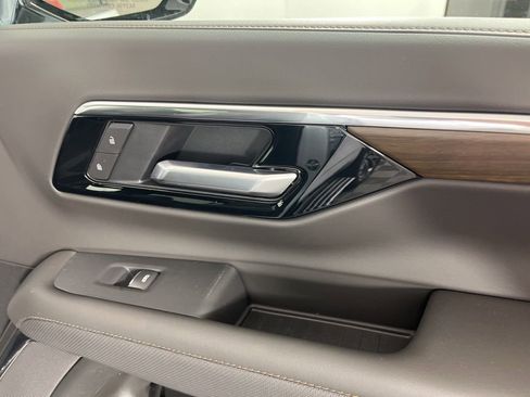 New 2026 Chevrolet Tahoe High Country image 9