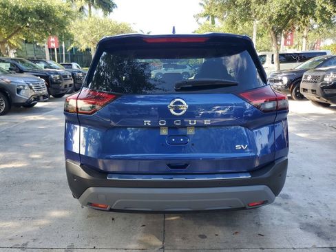Certified 2021 Nissan Rogue SV FWD image 5