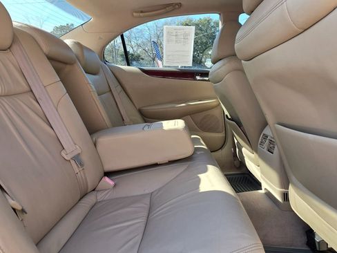 Used 2004 Lexus ES 330 FWD image 18