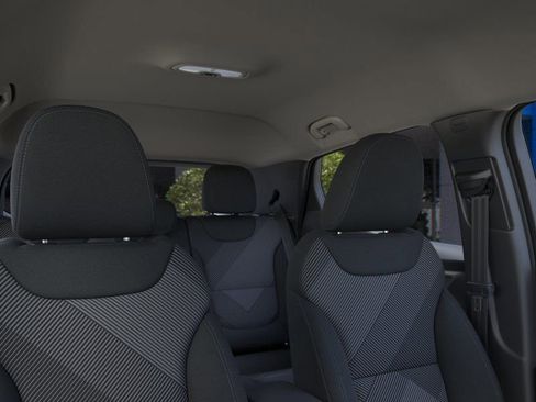 New 2027 Chevrolet Bolt LT w/ Comfort Package FWD image 24