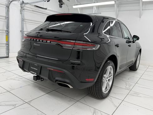 Certified 2026 Porsche Macan AWD/4WD image 12