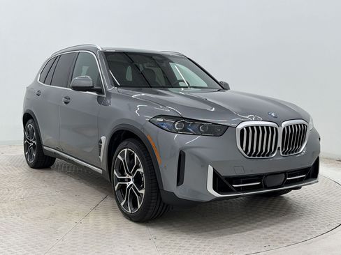 Used 2024 BMW X5 xDrive50e w/ Premium Package AWD/4WD image 7