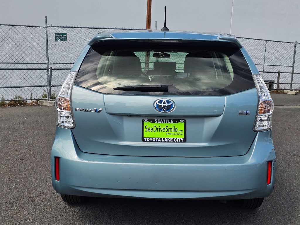 Used 2014 Toyota Prius V Three FWD image 6