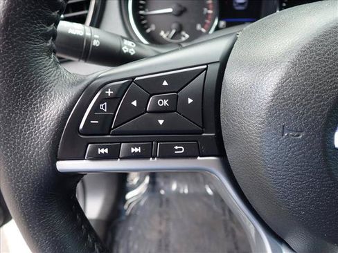 Used 2019 Nissan Rogue SL AWD/4WD image 15