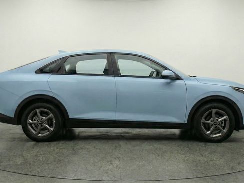 Used 2025 Kia K4 LXS FWD image 11
