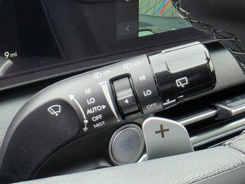 New 2025 Hyundai Tucson Limited image 39