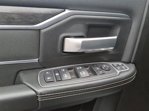 Used 2024 RAM 2500 Big Horn w/ Safety Group image 6