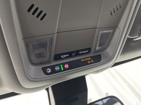 Used 2022 Chevrolet Equinox LT image 16