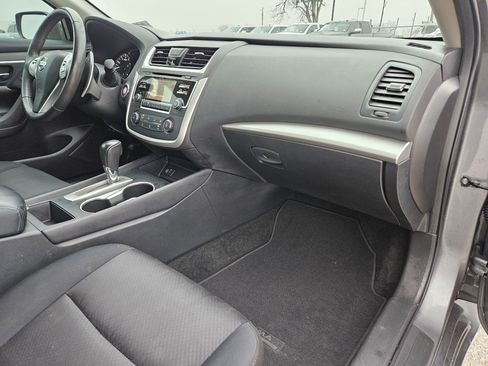 Used 2017 Nissan Altima 2.5 SR w/ Midnight Edition Package image 28