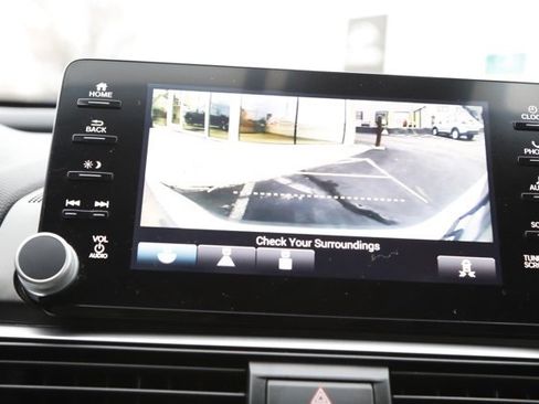 Used 2018 Honda Accord EX image 25