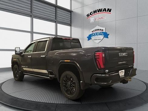 Used 2024 GMC Sierra 2500 Denali Ultimate image 5