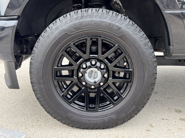 Used 2021 Ford F350 Lariat AWD/4WD image 12
