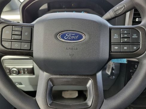New 2026 Ford F250 XL w/ XL Chrome Package image 24