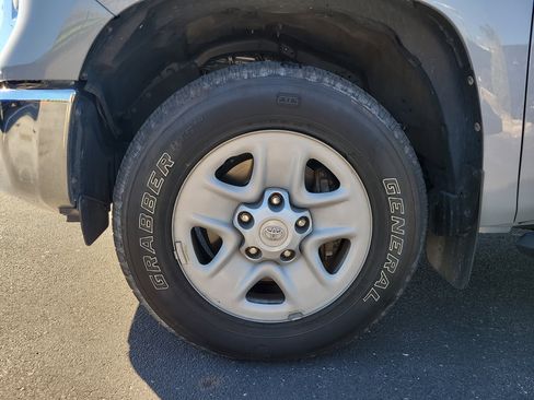 Used 2020 Toyota Tundra SR5 image 9