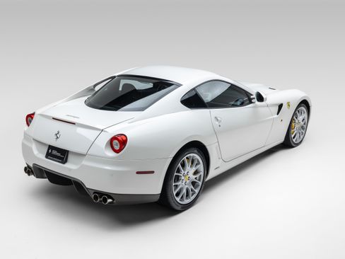 Certified 2010 Ferrari 599 GTB Fiorano RWD image 14