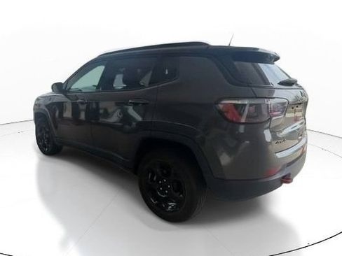 Used 2023 Jeep Compass Trailhawk AWD/4WD image 7