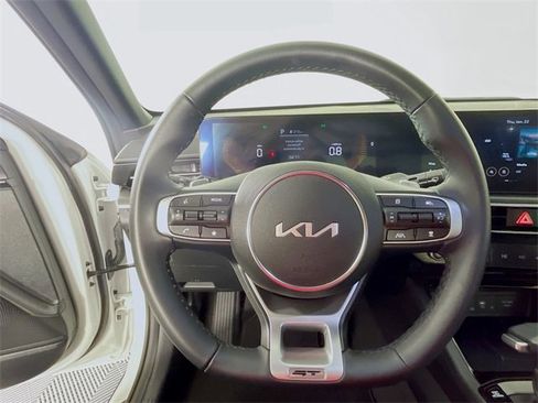 Used 2025 Kia K5 GT image 12