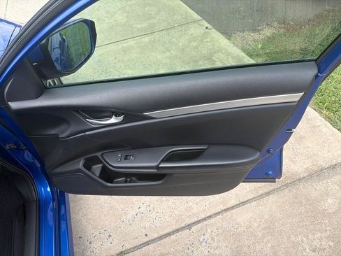 Used 2019 Honda Civic LX image 29