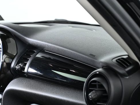 Used 2021 MINI Cooper S w/ 6.5" Touchscreen Package image 26