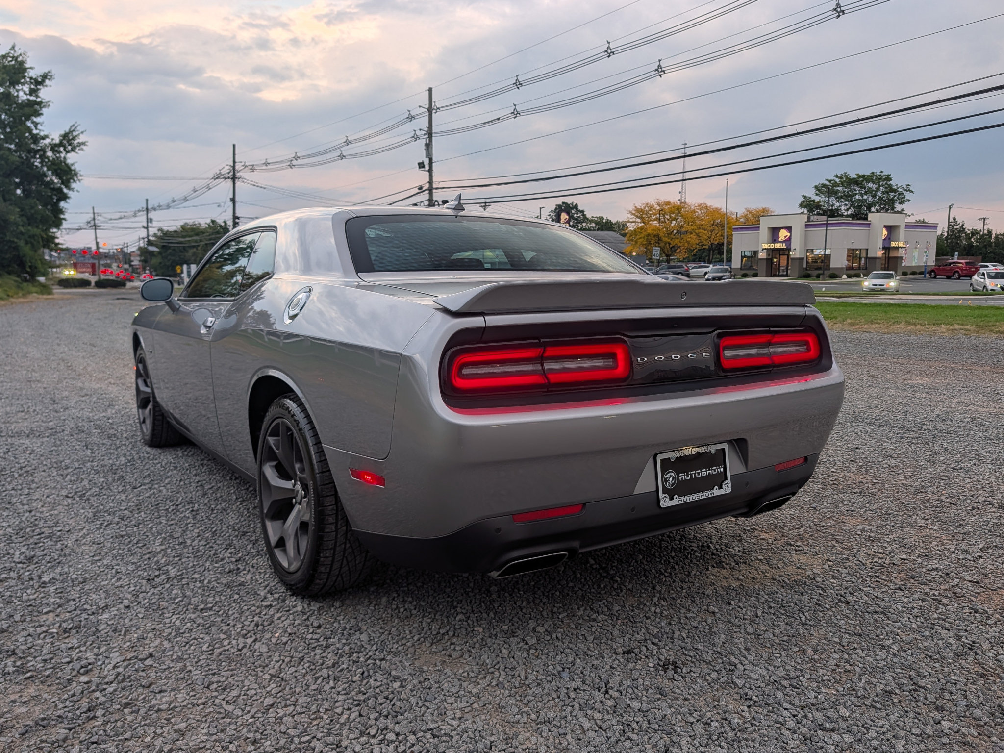 Used 2018 Dodge Challenger R/T Plus RWD image 8