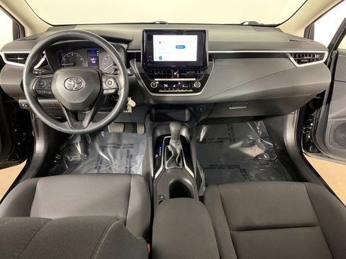 Used 2024 Toyota Corolla LE image 30