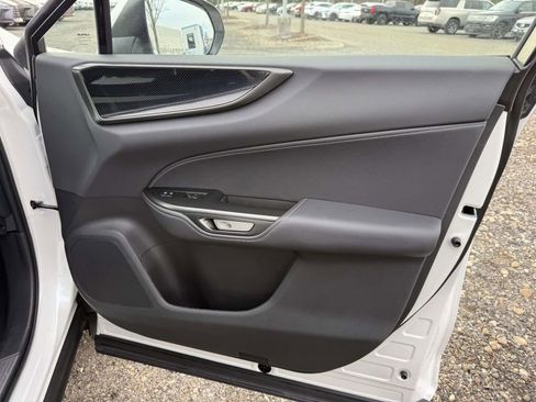 Used 2025 Lexus NX 350 AWD image 14