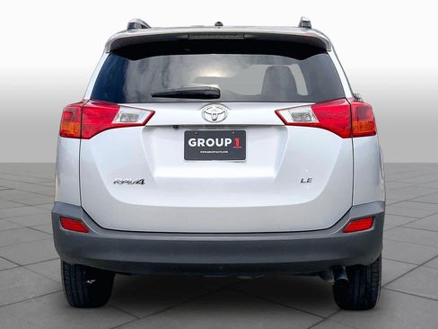 Used 2013 Toyota RAV4 LE FWD image 5