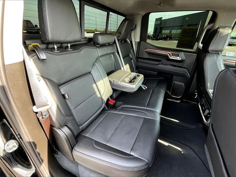 Used 2023 GMC Sierra 1500 Denali w/ Denali Reserve Package image 28