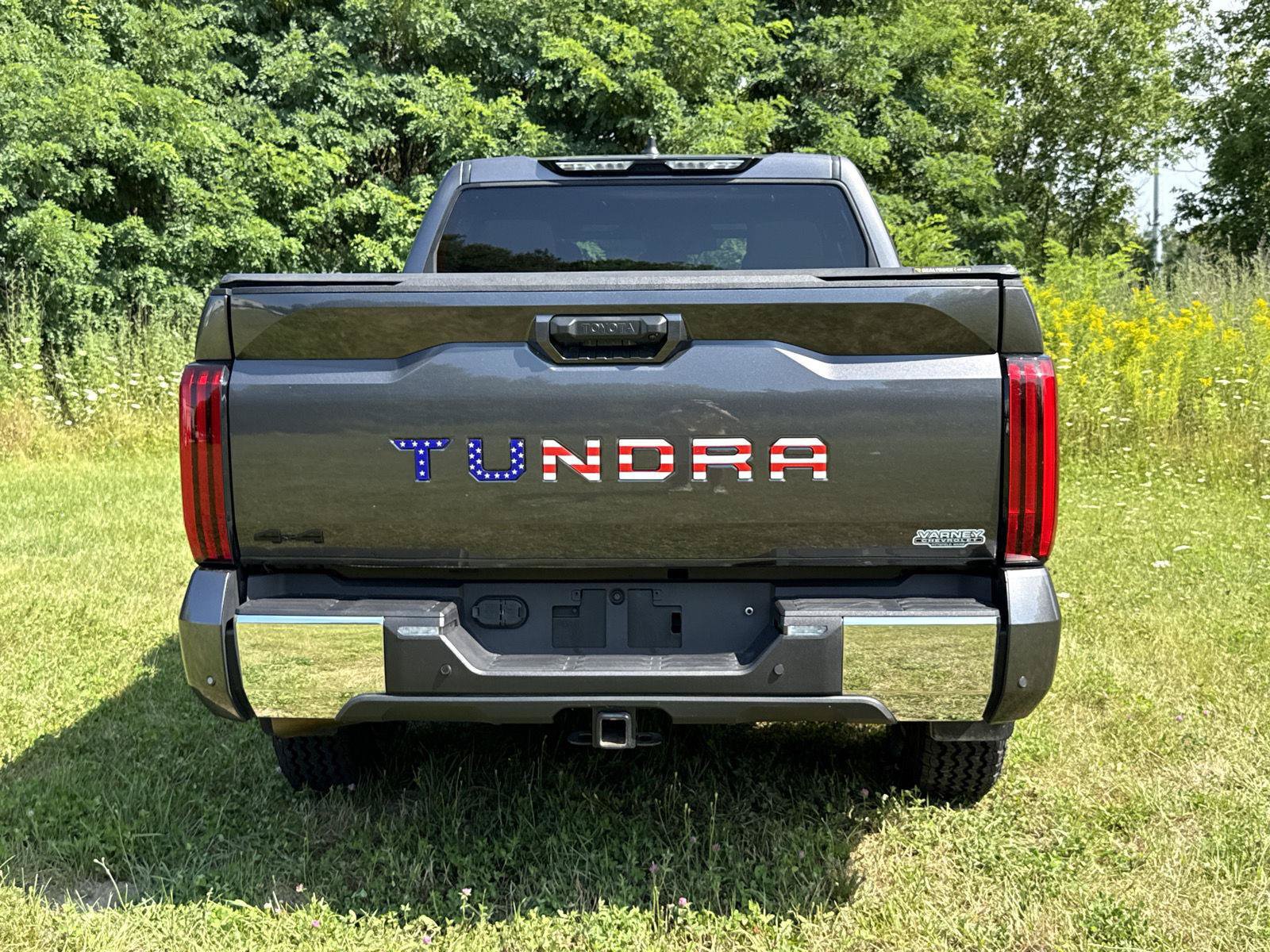 Used 2025 Toyota Tundra SR5 w/ TRD Off-Road Package AWD/4WD image 8