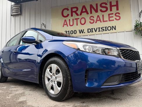 Used 2018 Kia Forte LX FWD image 1