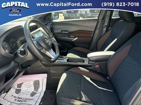 Used 2023 Nissan Kicks SR image 17