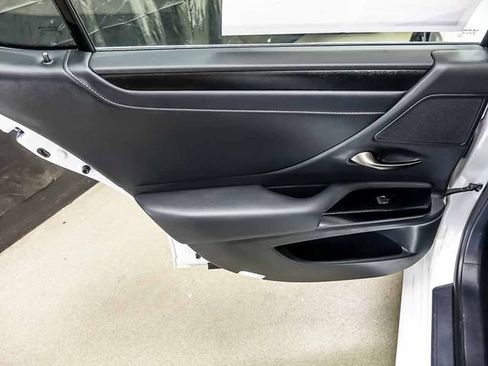 Used 2023 Lexus ES 350 w/ Premium Package FWD image 22