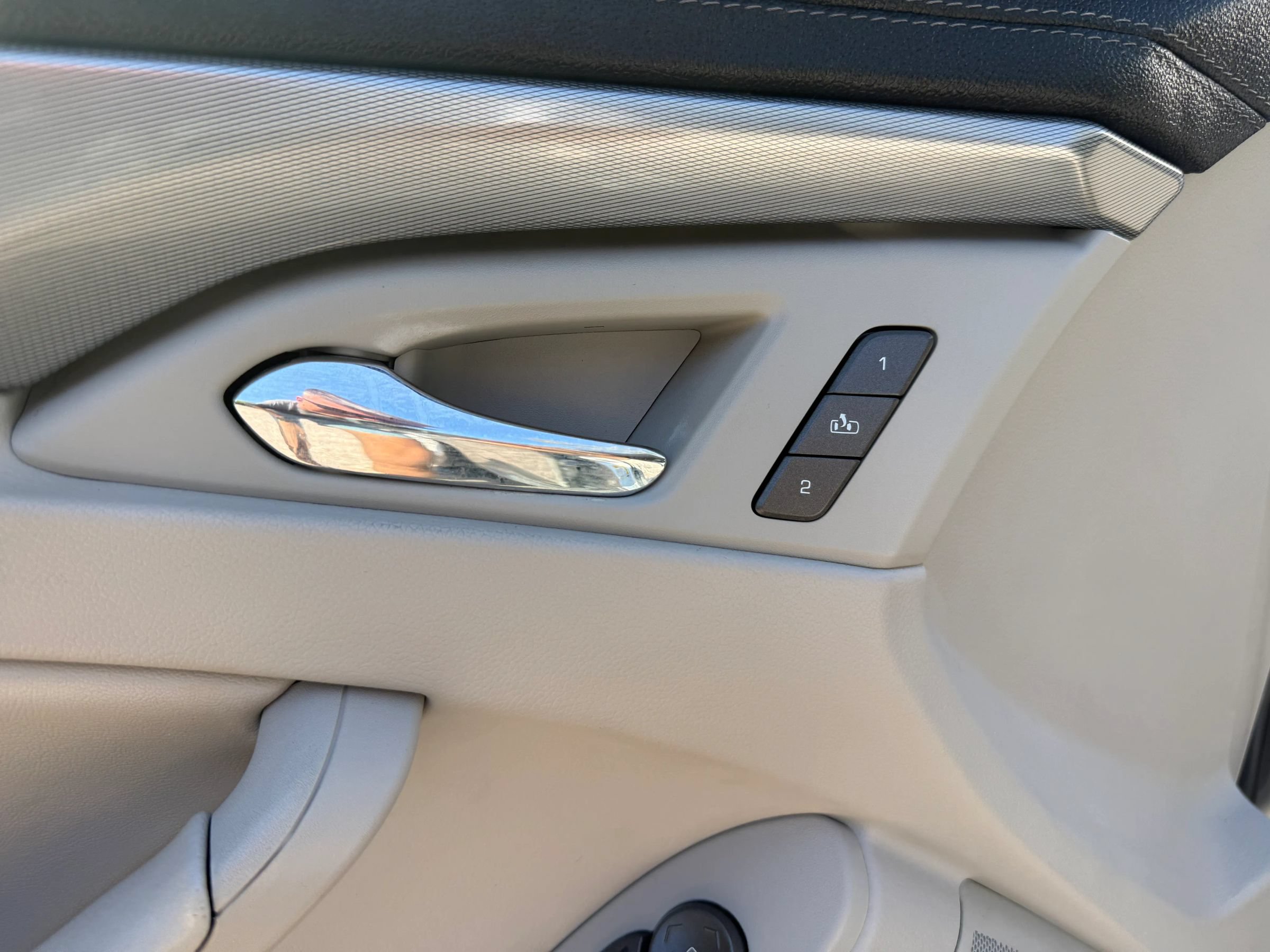 Used 2013 Cadillac CTS Luxury RWD image 11