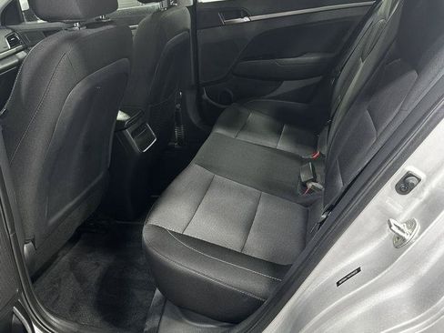 Used 2017 Hyundai Elantra Value Edition w/ Cargo Package FWD image 22