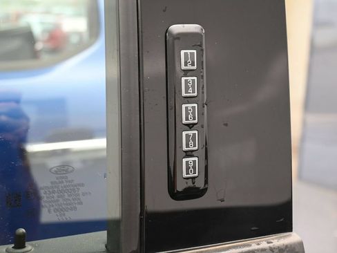 Used 2024 Ford F150 XLT AWD/4WD image 17