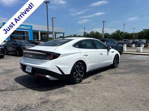 Used 2025 Hyundai Sonata SEL FWD image 3