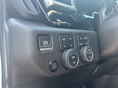 Used 2023 Chevrolet Silverado 1500 RST w/ All Star Edition Plus AWD/4WD image 17