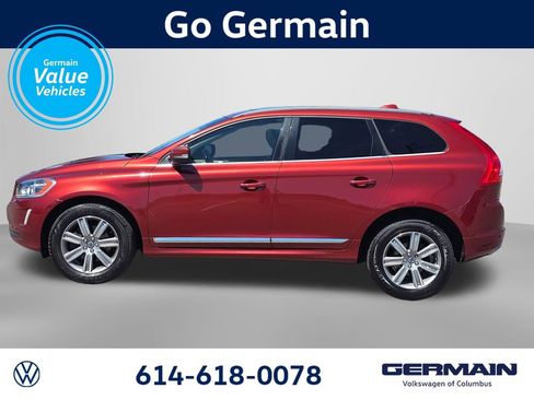 Used 2016 Volvo XC60 T6 w/ Proximity Package FWD image 11