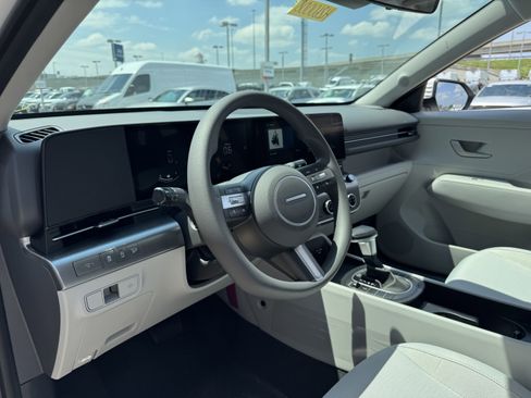 New 2026 Hyundai Kona SE image 33