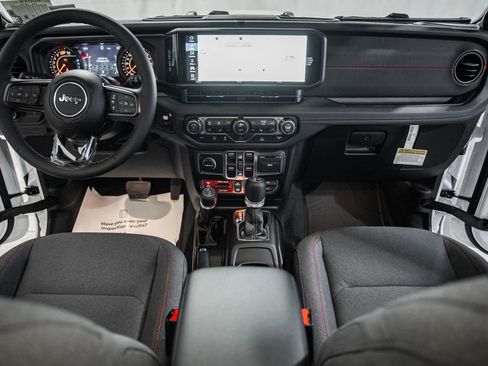 New 2026 Jeep Wrangler Unlimited Rubicon image 18