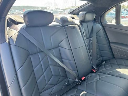New 2026 BMW 760i xDrive w/ Premium Package AWD/4WD image 24