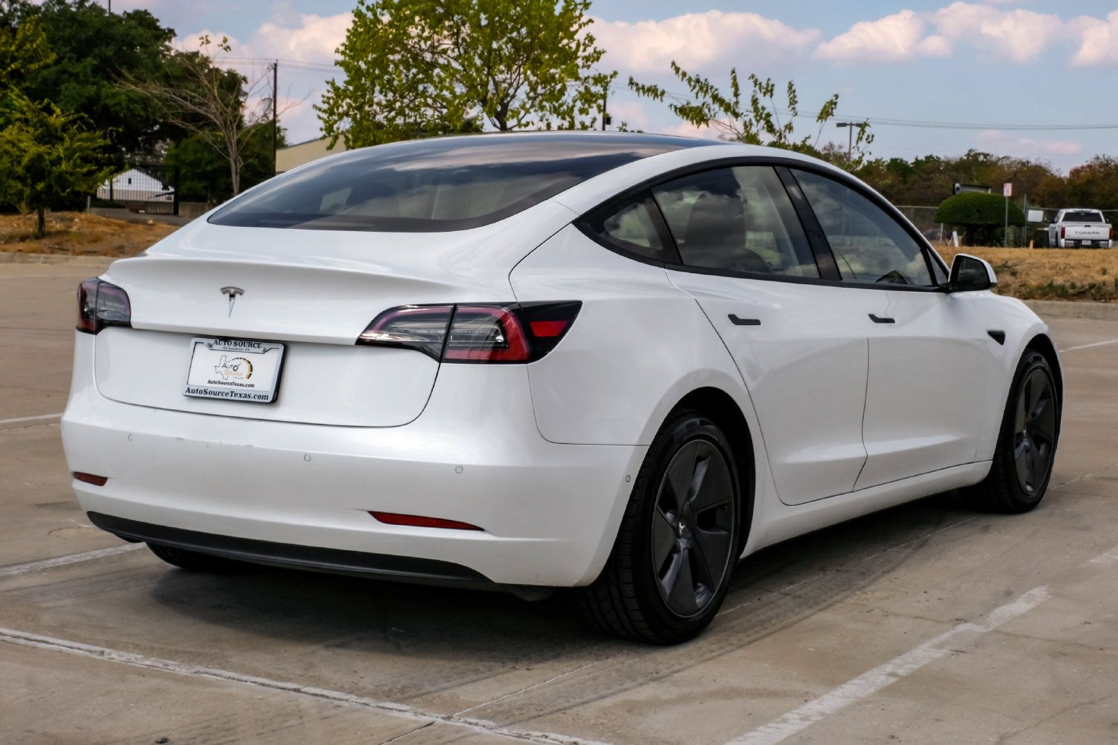 Used 2022 Tesla Model 3 RWD image 10