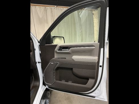 New 2026 GMC Sierra 1500 SLT w/ SLT Premium Package image 26