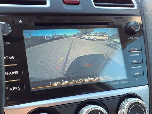 Used 2015 Subaru Crosstrek 2.0i Premium AWD/4WD image 19